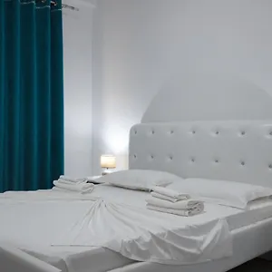 Grand Blue Sarandë
